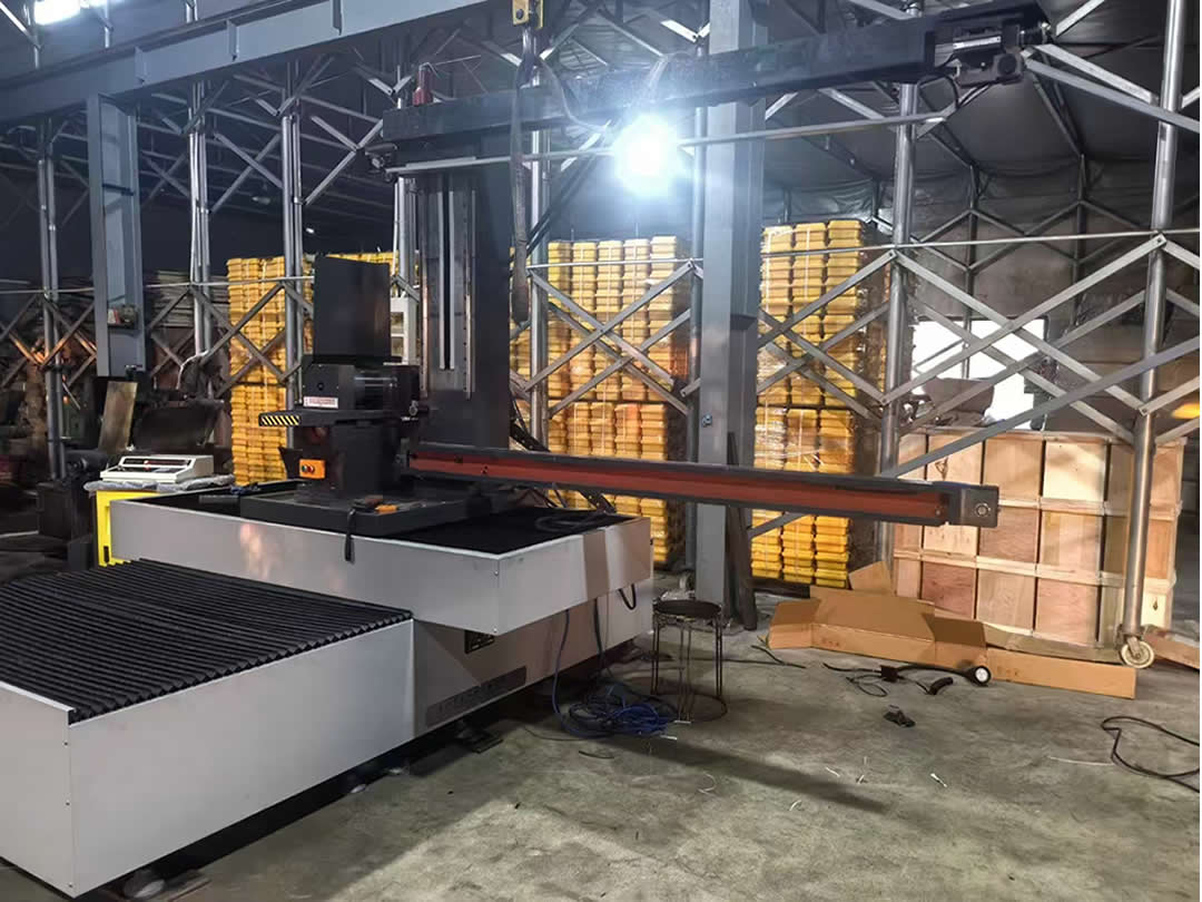 DK3001.jpg DK3001.jpg